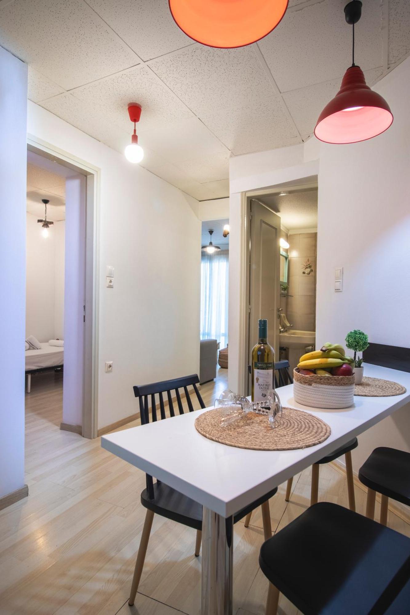 Modern City Apt In The Heart Of Heraklion Ngoại thất bức ảnh