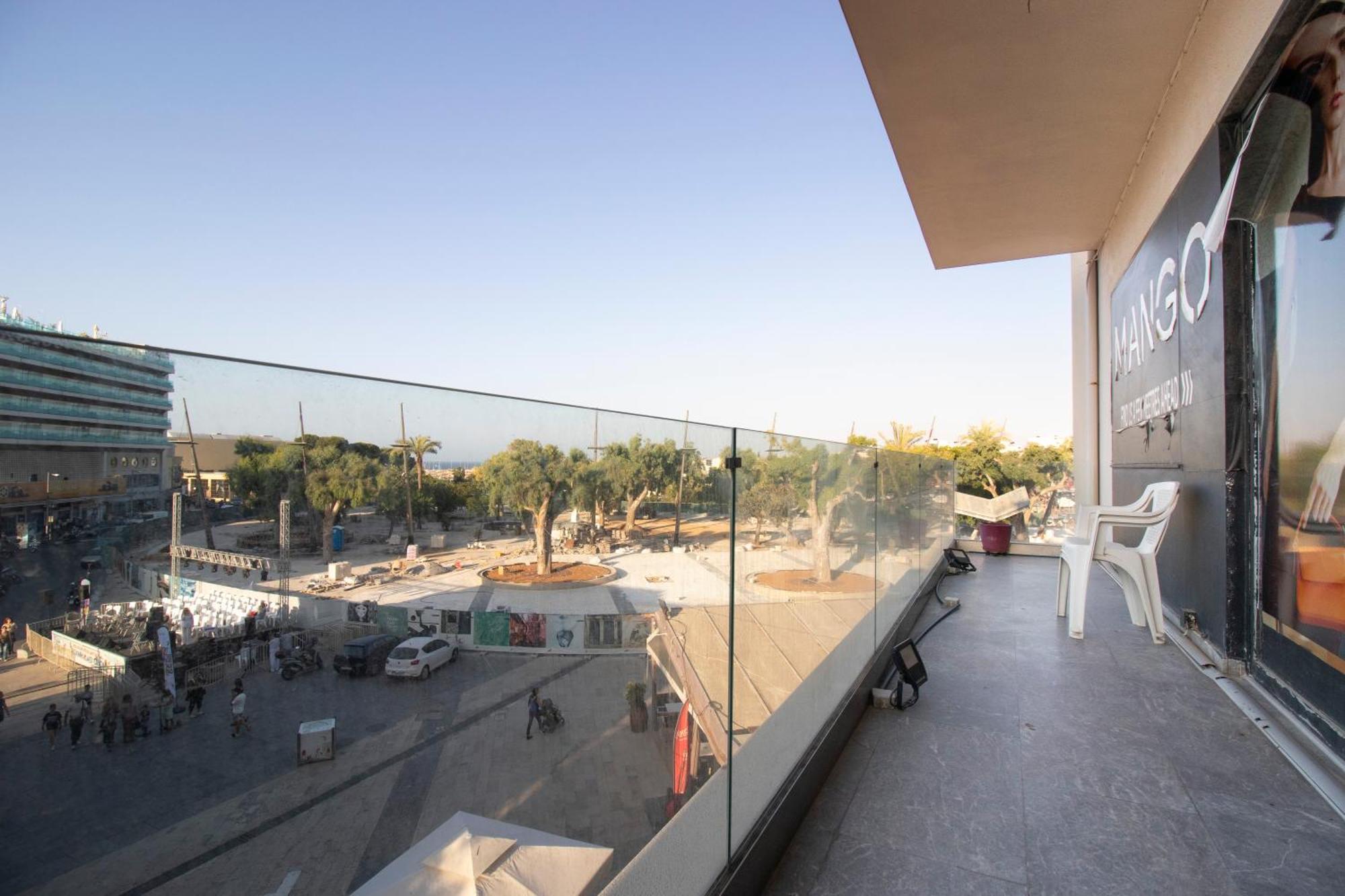 Modern City Apt In The Heart Of Heraklion Ngoại thất bức ảnh