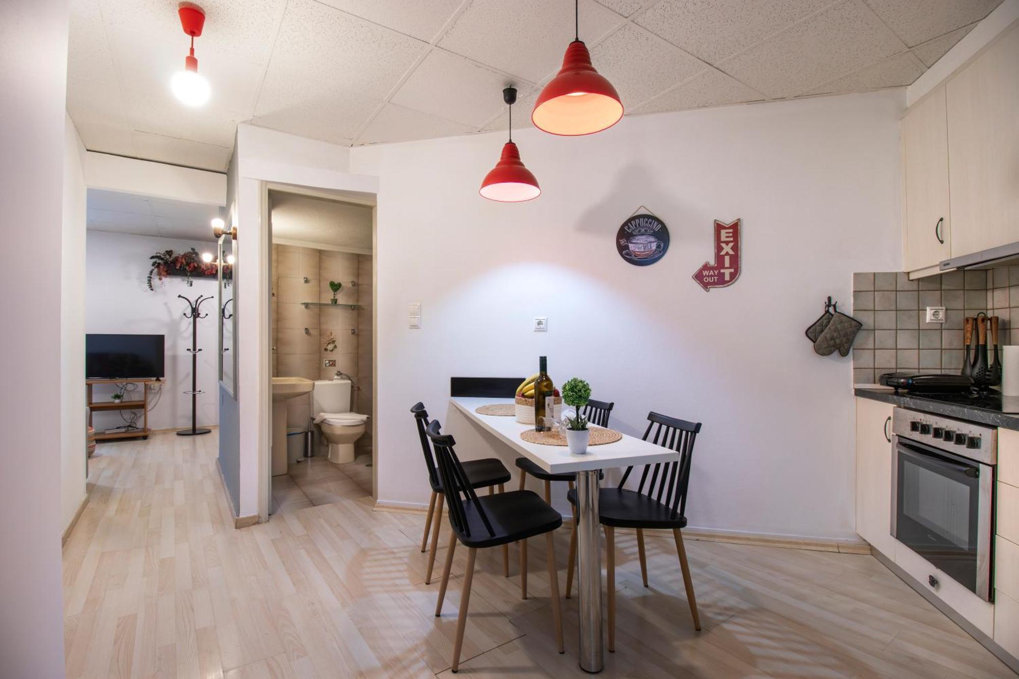 Modern City Apt In The Heart Of Heraklion Ngoại thất bức ảnh